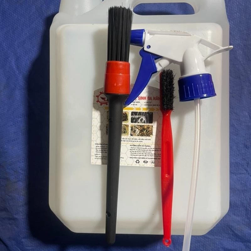 Nước tẩy nhớt siêu sạch can 5l