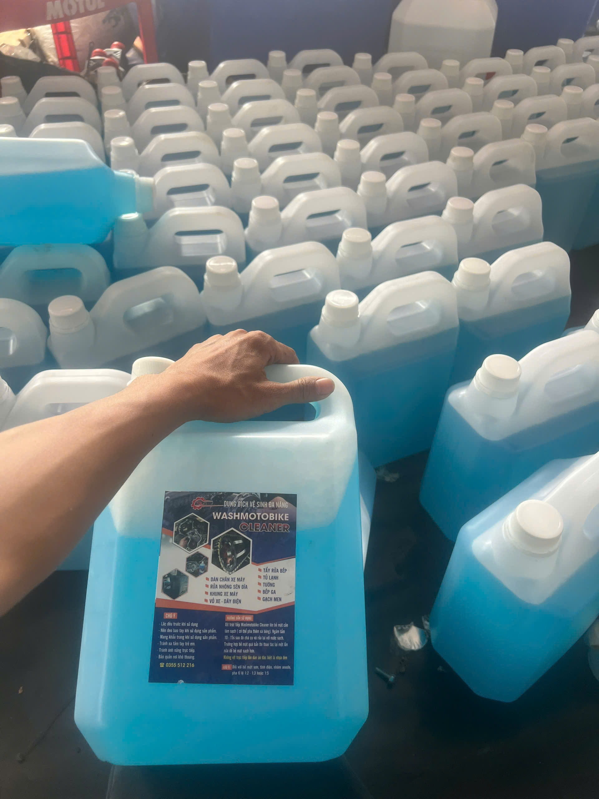 5 LÍT  XANH TẶNG 5 LÍT XANH